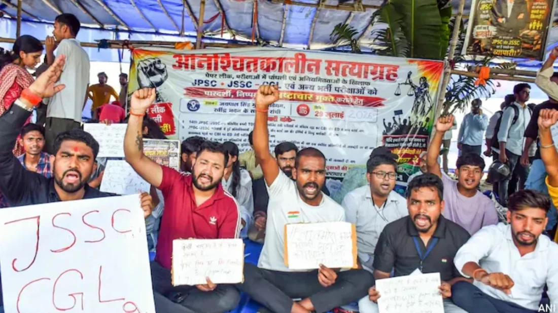 দিল্লির পর এবার ছাত্রদের বিক্ষোভে উত্তাল ভারতের ঝাড়খণ্ড
